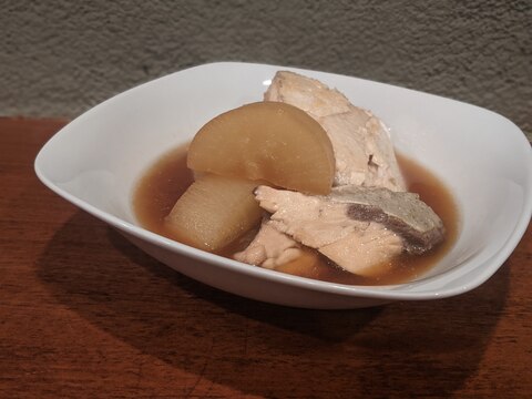 旨味が染み込むプロの鰤大根